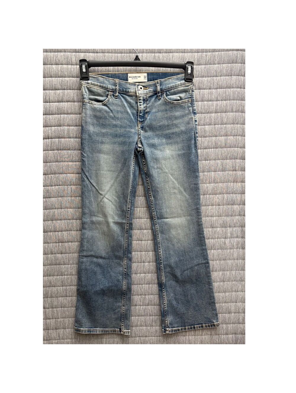 Abercrombie Girls Low Rise Bootcut Jeans Size 13/14 Short Medium Wash